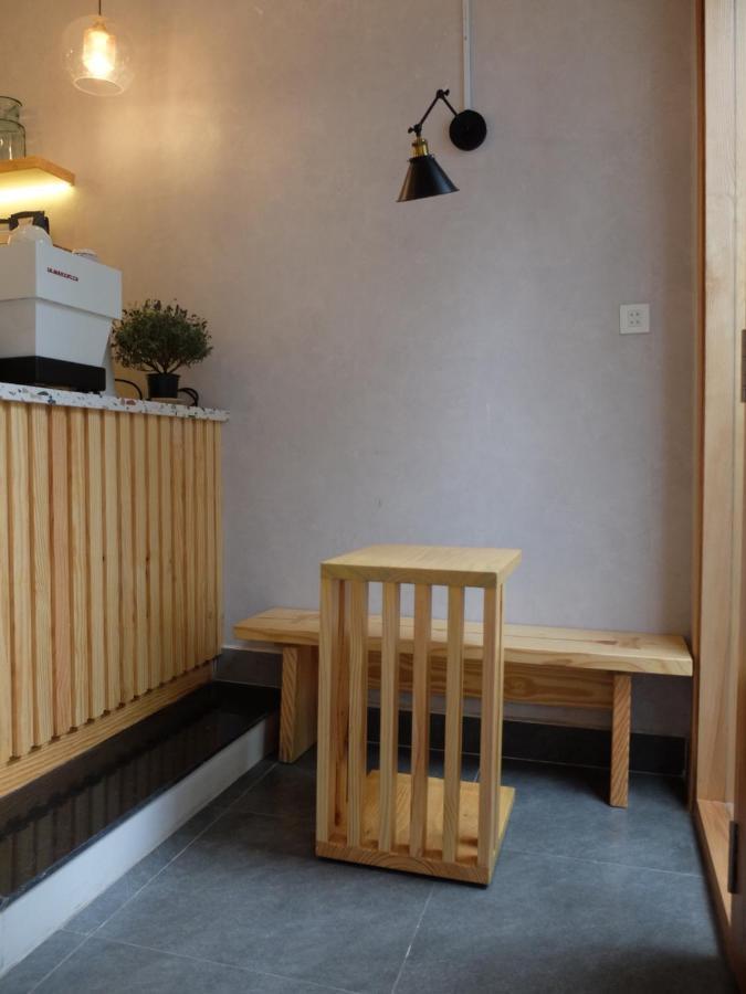 胡志明市 Half Coffee N Dorm旅舍 外观 照片